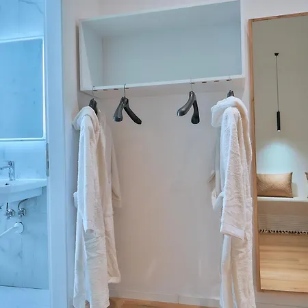 Kalpazo 3* Tirana
