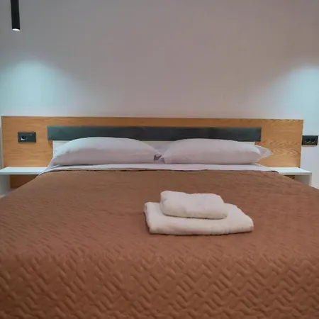 Velor Boutique 3* Tirana