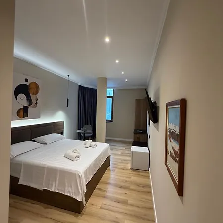 Velor Boutique מלון 3*