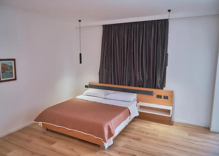 ホテル Kalpazo 3*