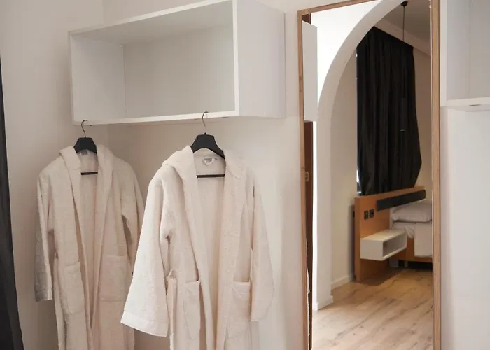 ホテル Kalpazo ティラナ