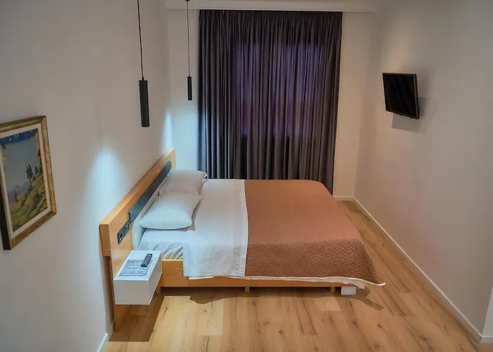 Kalpazo ティラナ